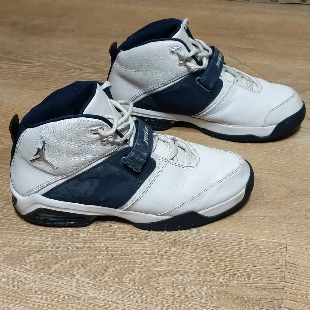 Nike Air Jordan TEAM REIGN 2005 mens 11 - Picture 2 of 6